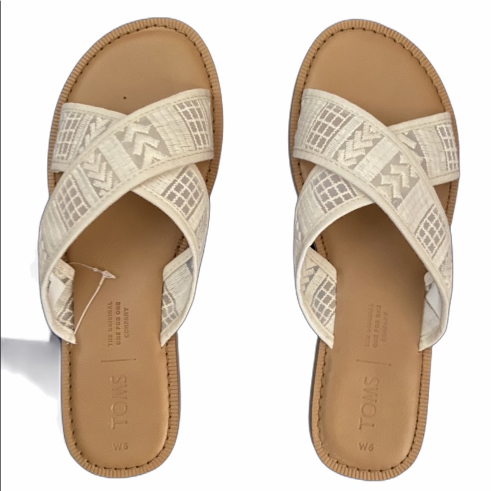 TOMS VIV Natural Arrow Mesh sandals PRICE IS FIRM